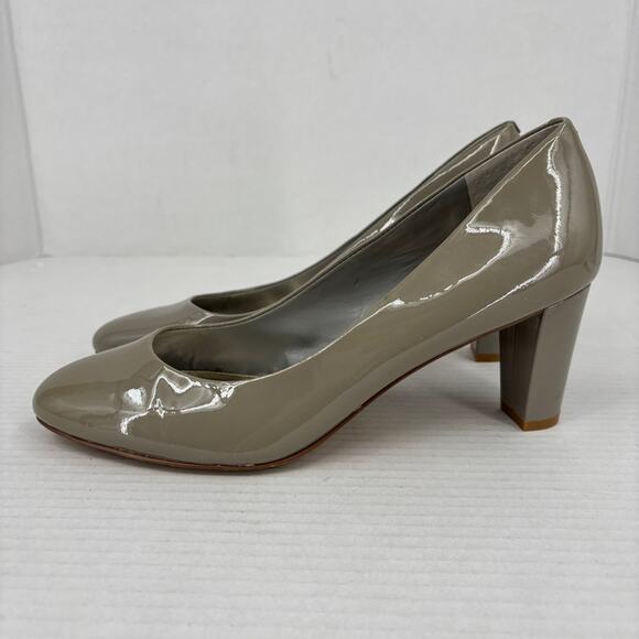 Lauren Ralph Lauren Pump Heels Size 9.5 Shiny Taupe Patent Leather FLAW - Picture 4 of 12